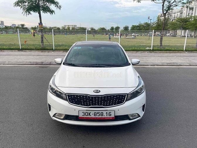 Kia Cerato 2.0AT 2017 Trắng 8982 km