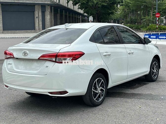 Toyota Vios E 2022 Số sàn 81000 km Trắng