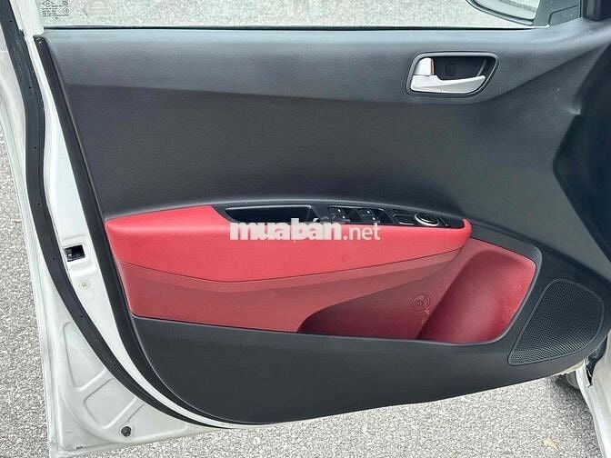 Hyundai I10 2017 Tự động 11 vạn km Trắng