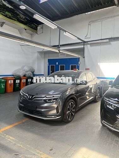 VinFast VF8 Plus 2024 Xám 51 km