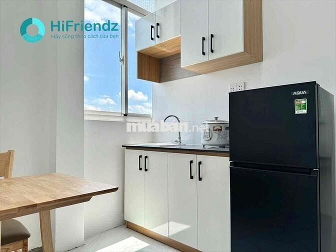 THANG MÁY - TÁCH BẾP - FUL NỘI THẤT - FULL CỬA SỔ - NGAY Q1