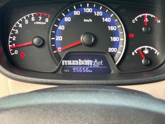 Hyundai I10 2018 Số sàn 1.2 95000 km Trắng