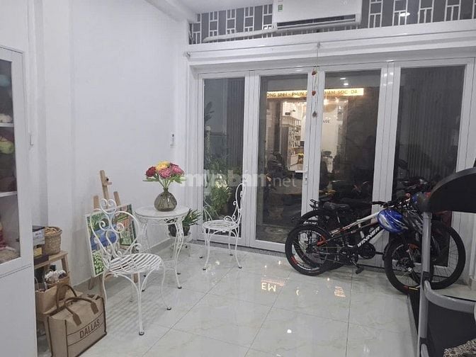  Nhà 1/ HXH 4,5m đậu trước nhà CMT8_4mx10,3m_Trệt+Lầu BT_ Giá 6,8 tỷ