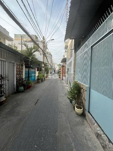  Nhà 1/ HXH 4,5m đậu trước nhà CMT8_4mx10,3m_Trệt+Lầu BT_ Giá 6,8 tỷ