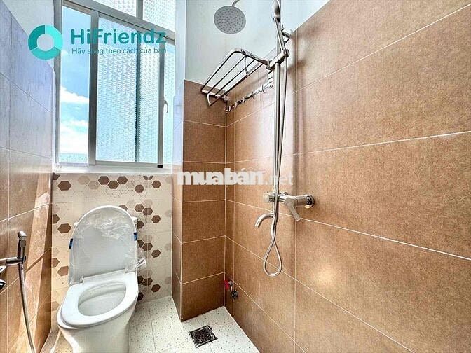 THANG MÁY - TÁCH BẾP - FUL NỘI THẤT - FULL CỬA SỔ - NGAY Q1