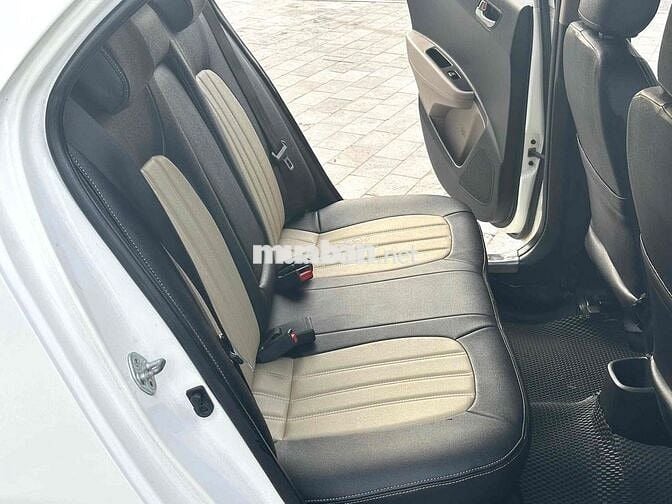 cần bán i10 sx 2018 số sàn bản đủ bao zin bao chêc
