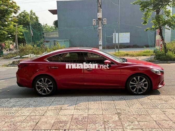 Mazda Mazda 6 Premium 2019 Đỏ 7 vạn km
