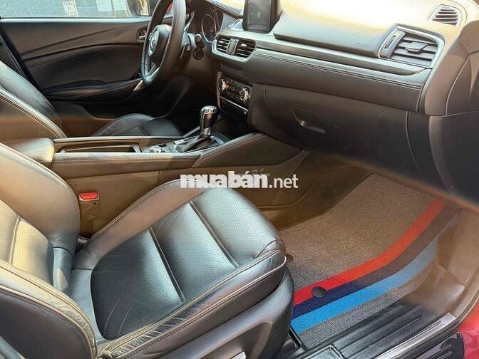 Mazda Mazda 6 Premium 2019 Đỏ 7 vạn km