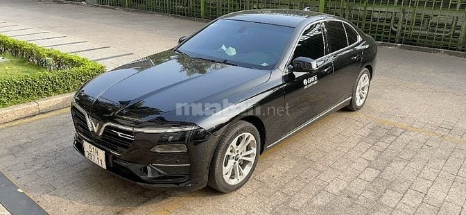 Ít sử dụng cần bán xe luxA2.0 xe chạy êm và tốt