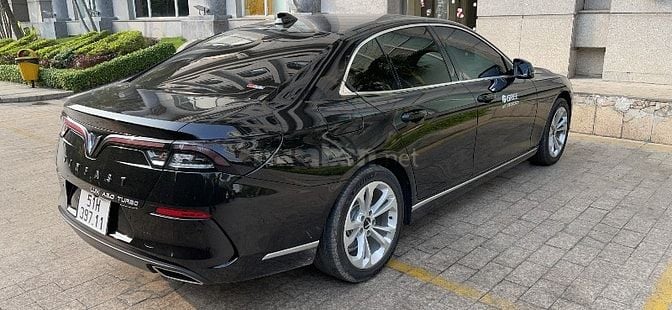 Ít sử dụng cần bán xe luxA2.0 xe chạy êm và tốt
