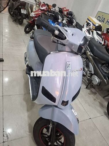 Piaggio Vespa 50cc 2023 Xám