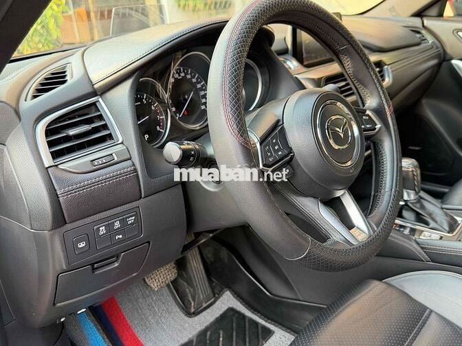 Mazda Mazda 6 Premium 2019 Đỏ 7 vạn km
