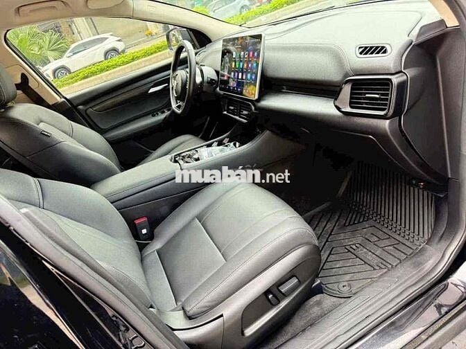VinFast VF8 Eco 2023 Đen 83000 km