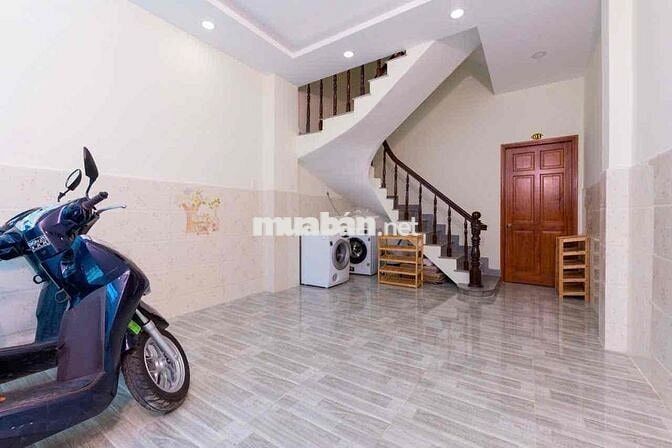 HIẾM TRONG PHÂN KHÚC❗️có sửa sổ trời lớn, nội thất mới, giá hạt dẻ