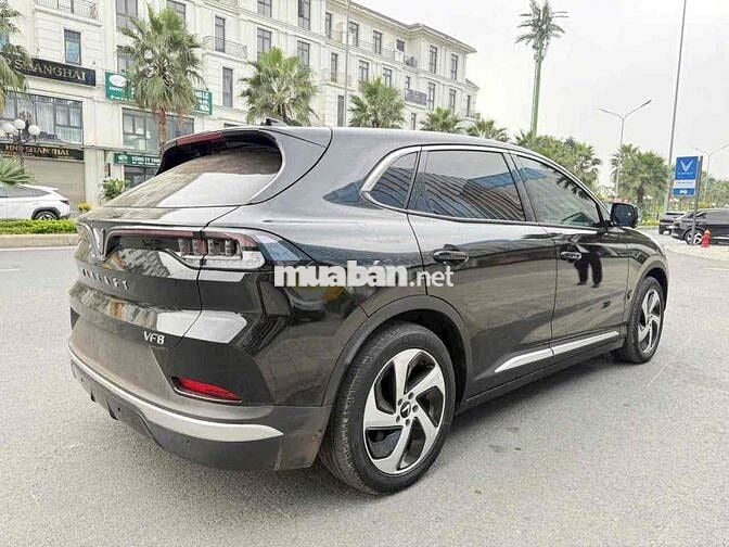 VinFast VF8 Eco 2023 Đen 83000 km