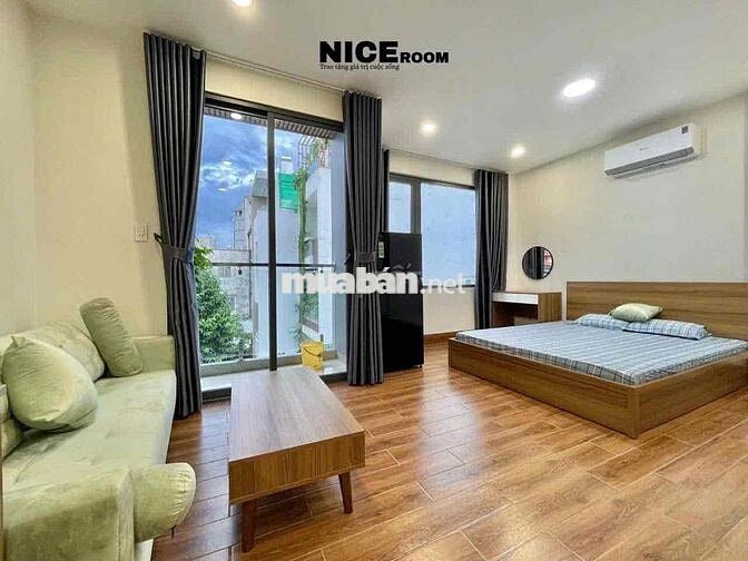 CHO THUÊ CĂN HỘ BAN CÔNG VIEW ĐẸP Ở HAI BÀ TRƯNG Q1 HIỆN ĐẠI GIÁ RẺ