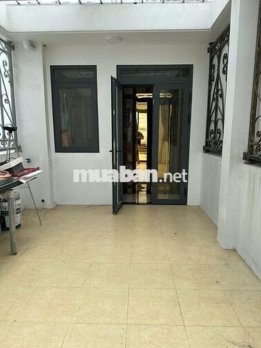 Nhà MTKD Đường Huỳnh Văn Bánh - 3PN 3WC - 3.5x12m - Có Thang Máy