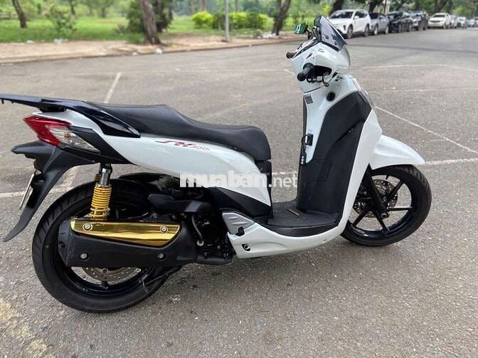 Honda SH 300i Trắng