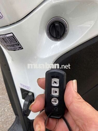 Honda SH 300i Trắng