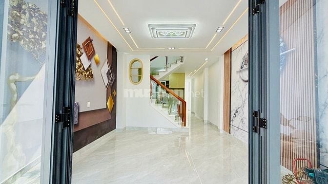 CHÚ TƯ BÁN NHÀ MẶT TIỀN ĐƯỜNG VỪA Ở VỪA KINH DOANH 