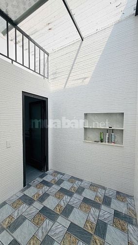 CHÚ TƯ BÁN NHÀ MẶT TIỀN ĐƯỜNG VỪA Ở VỪA KINH DOANH 