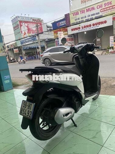Honda SH Mode Trắng đen