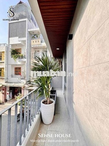 Căn Hộ Ban Công Mới 100% | Rộng 45m2 | Trung Tâm Tân Phú