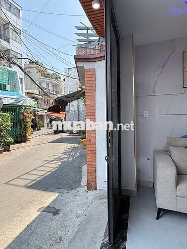 NHÀ ĐẸP MẶT TIỀN. ĐS 6, GV - HẺM XE TẢI - NỞ HẬU - SỔ CN ĐỦ CHỈ 4T9 TL