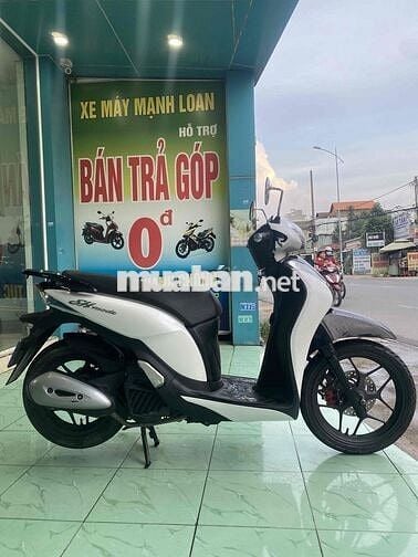 Honda SH Mode Trắng đen