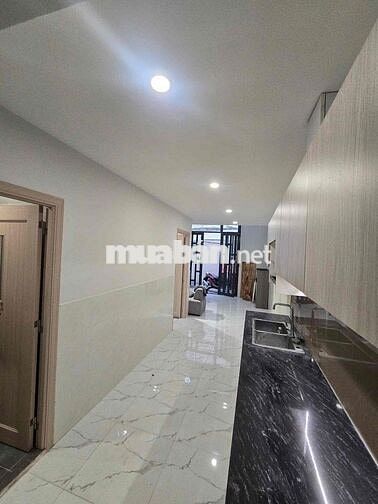 NHÀ NGUYÊN CĂN 3PN 2WC 3 MÁY LẠNH, KẾT CẤU 1 TRỆT 1 LẦU VỪA Ở VỪA KD