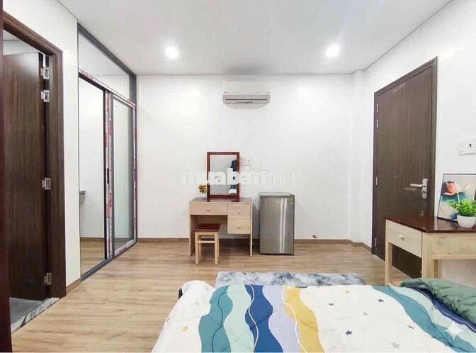Studio Cửa Sổ Quốc Dân Đường Hoàng Văn Thụ, Tân Bình