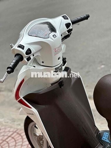 Honda Vision 2018 Trắng