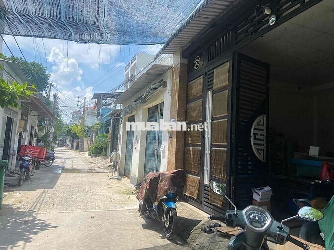 nhà cach  khu trung tâm hành chính p Bình Tân 300 m