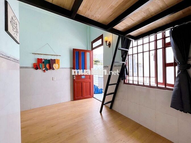 Ngay Võ Thị Thừa 18m2 gác+ ban công+ cửa số lớn thoáng mát