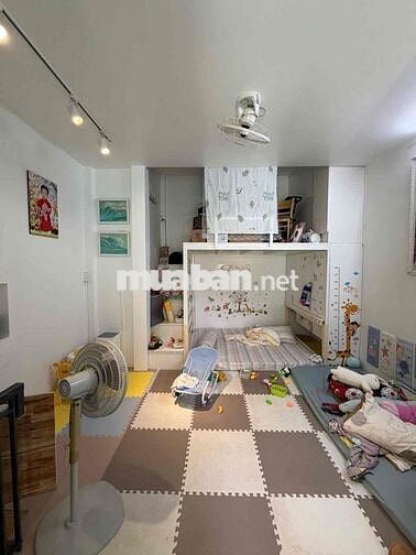 BÁN NHÀ PHAN VĂN TRỊ 2 TẦNG 1PN P.1111 BÌNH THẠNH SÂN XE 3.35 TỶ