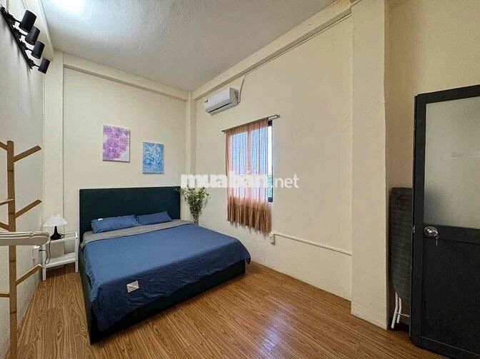 CĂN HỘ 2PN FULL NỘI THẤT CỬA SỔ GẦN CV 23/9 TAO ĐÀN DINH ĐỘC LẬP