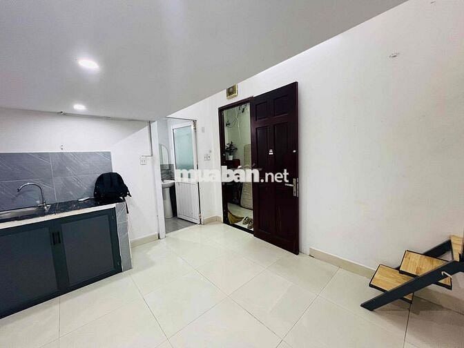 Cho THUÊ PHÒNG NGÃ TƯ BẢY HIỀN, TIỆN ĐI QUẬN 10,11, TRUNG TÂM