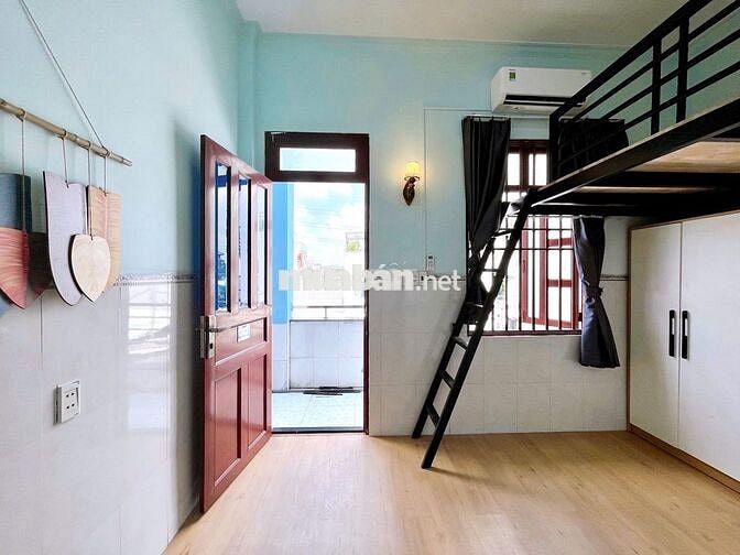 Ngay Võ Thị Thừa 18m2 gác+ ban công+ cửa số lớn thoáng mát