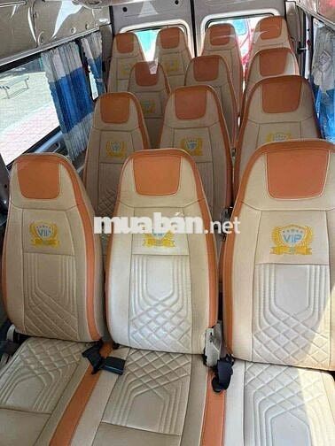 Ford Transit sx 2018 16 chỗ bảng trung.