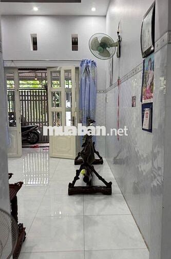 Ngộp chủ cần bán gấp căn nhà 90,2m2 đường Trần Thị Cẩm Tân Phú Trung