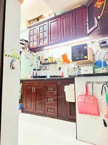 Cho thuê nhà Vườn Chuối Q3 - nhà trệt lửng 2 lầu, 3PN 3VS