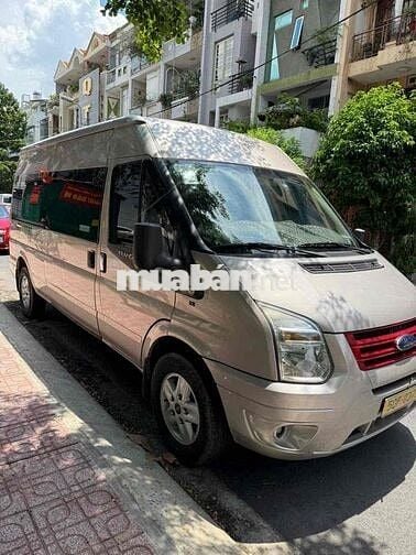 Ford Transit sx 2018 16 chỗ bảng trung.