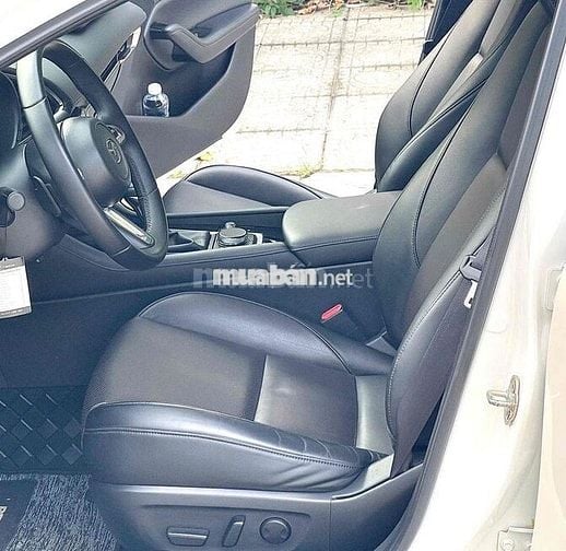 Mazda Mazda 3 1.5 Luxury 2024 Trắng 16000 km