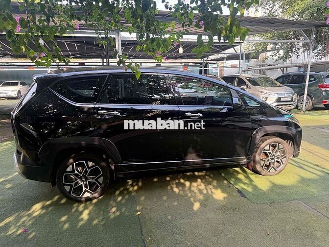 Hyundai Stargazer X 2024 Số tự động 7 chỗ Đen