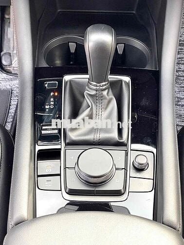 Mazda Mazda 3 1.5 Luxury 2024 Trắng 16000 km