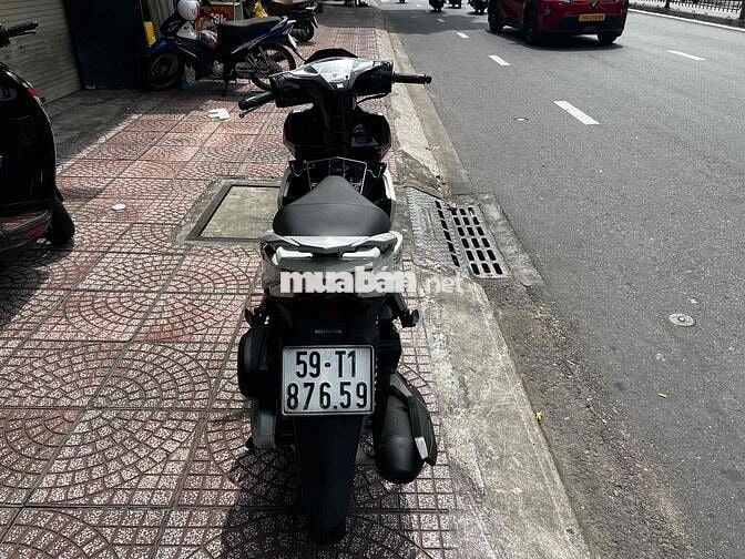 Honda Air Blade 2016 Trắng đen