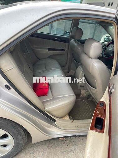 Toyota Camry 2.4G 2002 Vàng cát