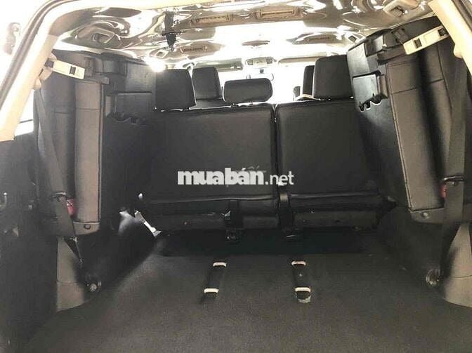 Toyota Fortuner 2.4MT 2017 Trắng 110.000 km