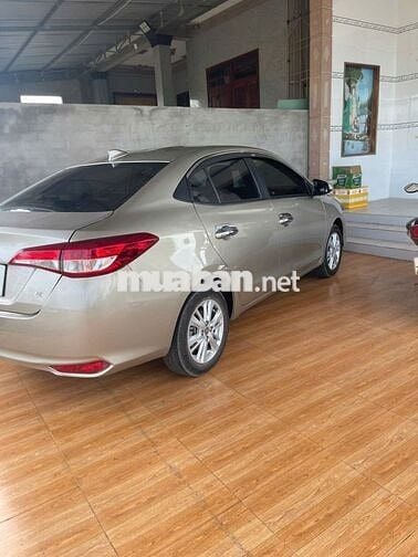 Toyota Vios E 2020 Số sàn 106000 km Vàng cát