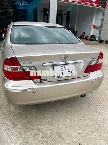 Toyota Camry 2.4G 2002 Vàng cát